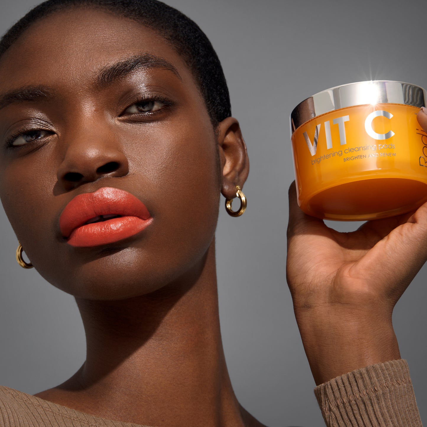 Rodial VIT C BRIGHTENING CLEANSING PADS