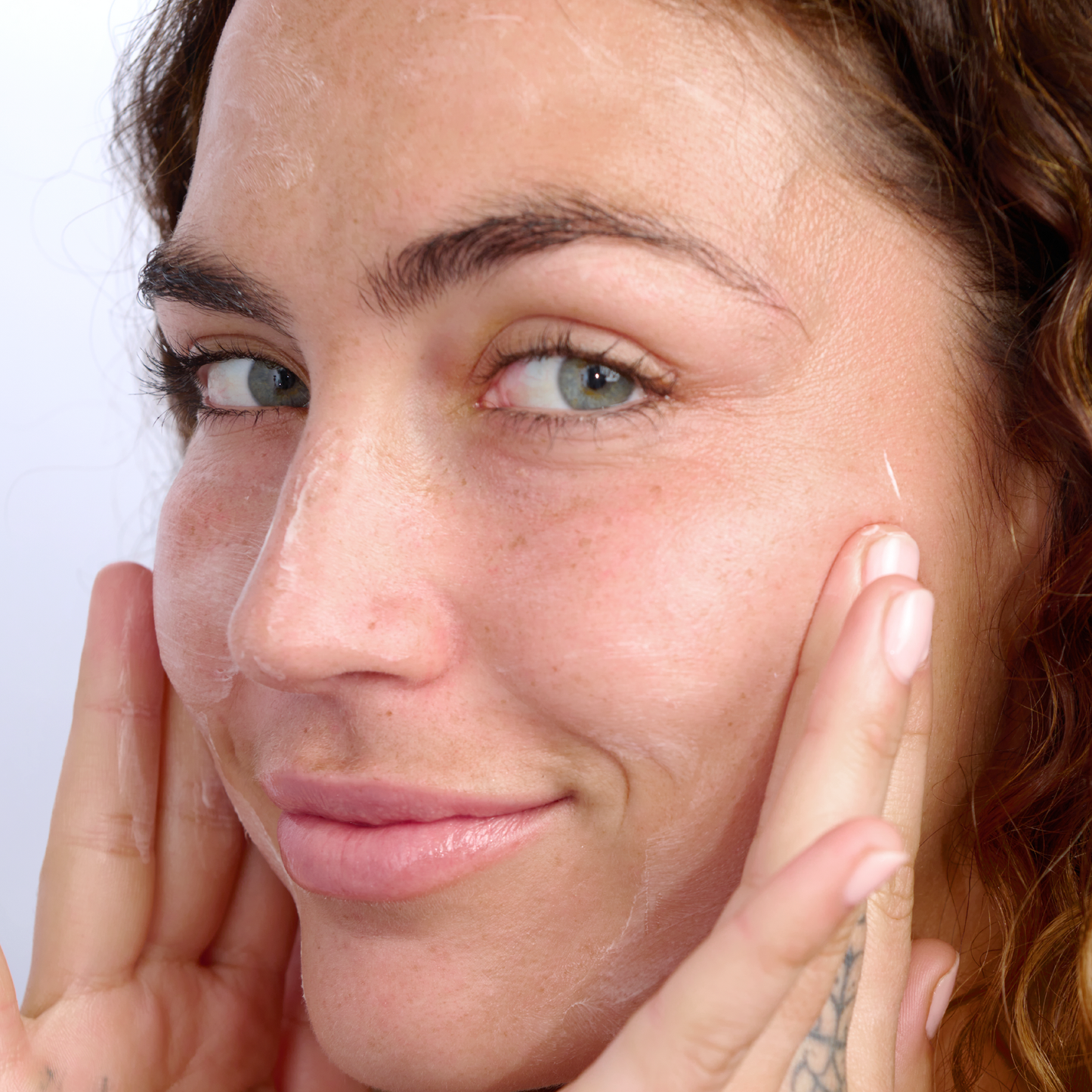 Herbal Essentials Brightening Cream with Liquorice Root Extract & Aloe Vera