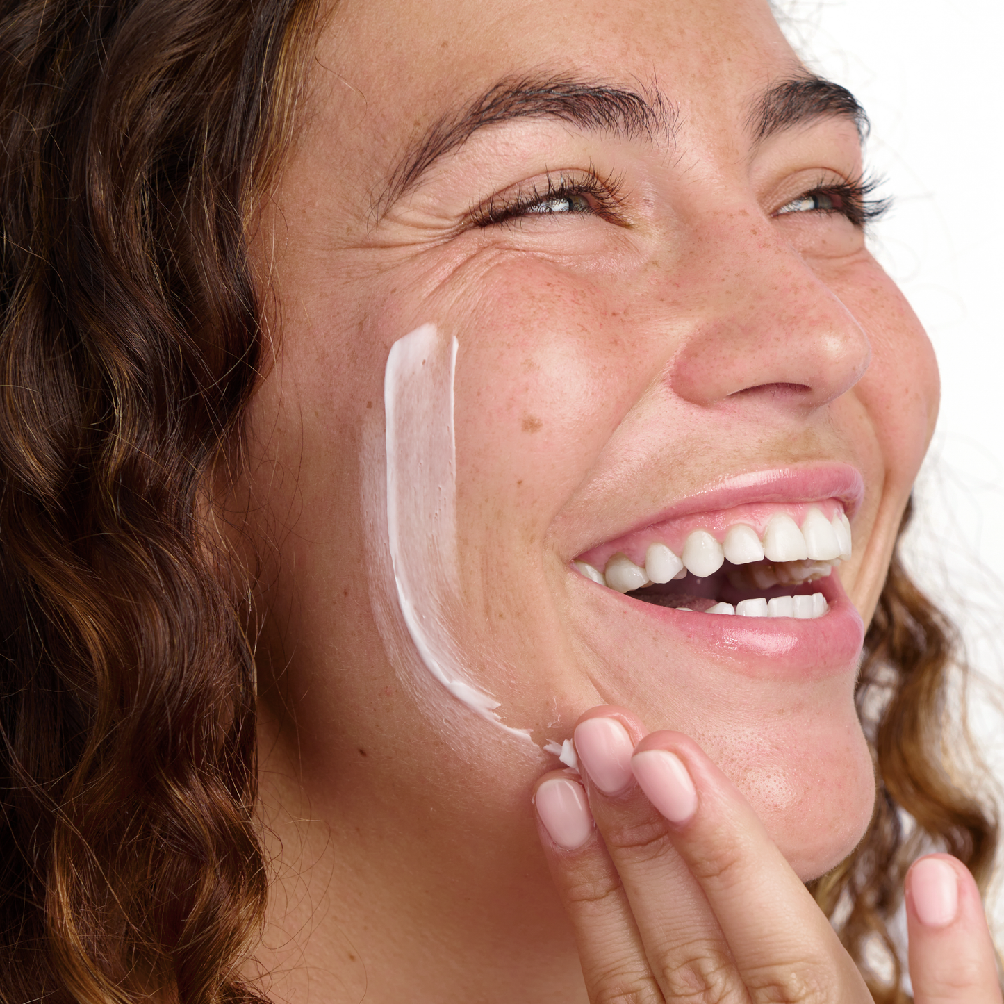 Herbal Essentials Nourishing Cream with Apricot Oil & Aloe Vera