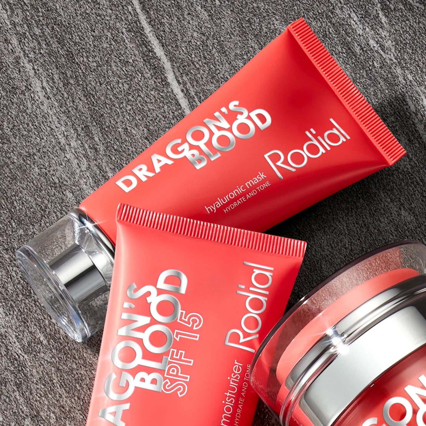 Rodial DRAGON’S BLOOD HYALURONIC MASK